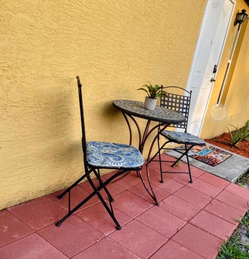 A Treasure Coast Gem- Private Entrance And Private Bathroom Port St. Lucie Екстериор снимка
